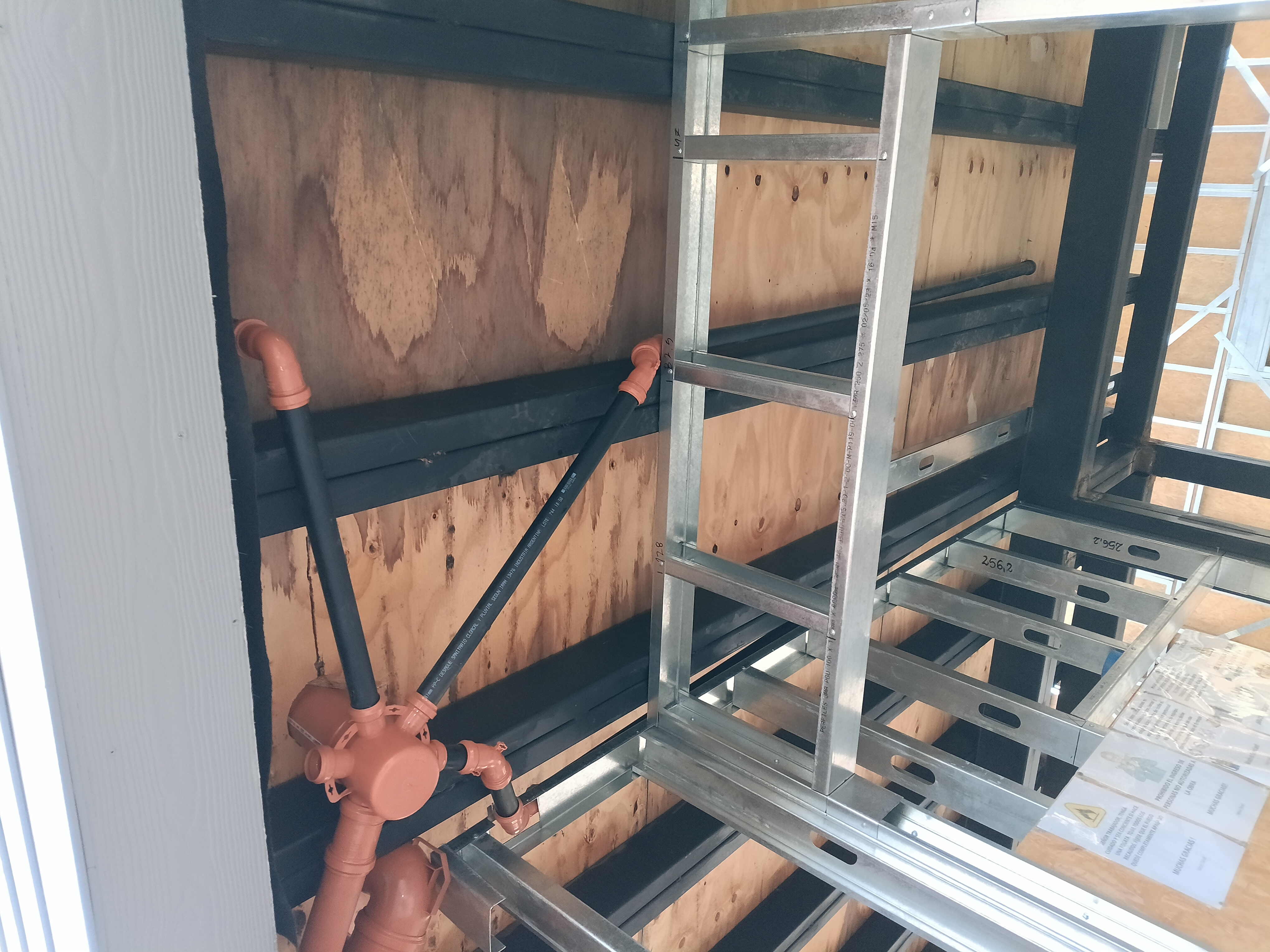 Obra Las victorias cloacas